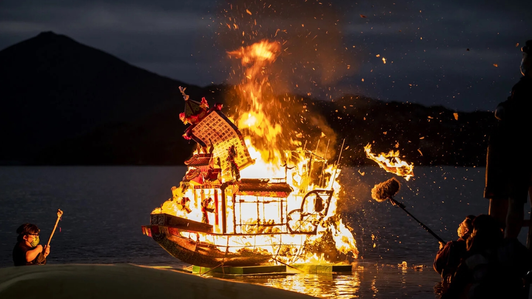 ART SG FILM: Would You Tell Me a Story Until I Fall Asleep?